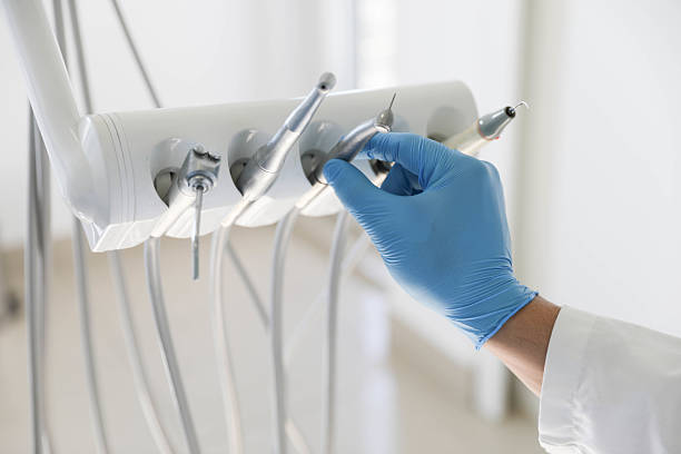 Professional Tooth Extraction technician working in Peabody, KS